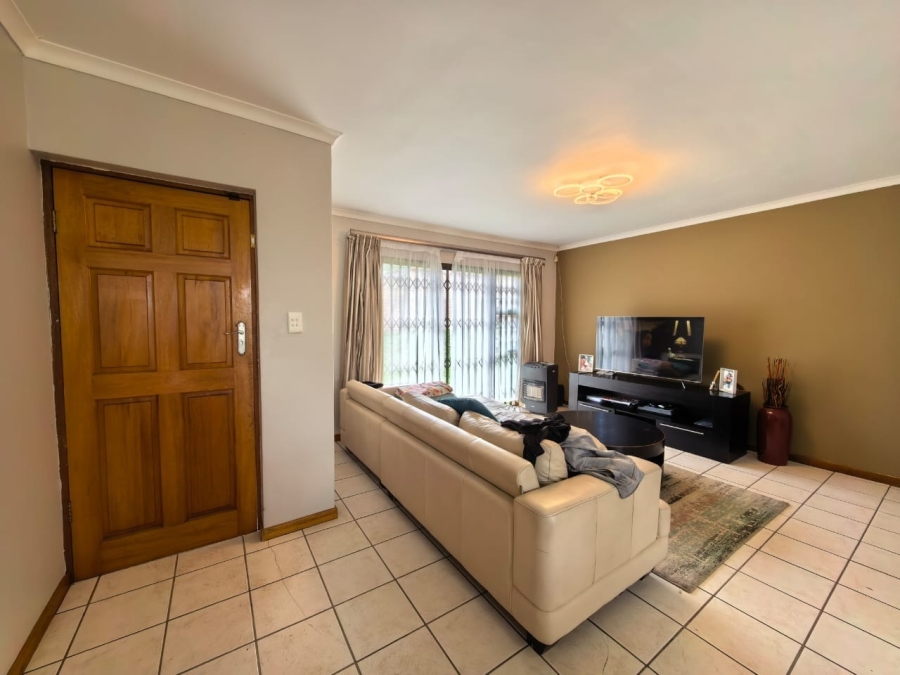 3 Bedroom Property for Sale in Beacon Bay North Eastern Cape